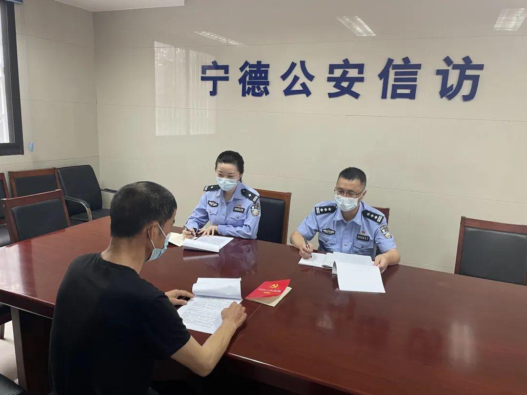 四不两立长恨丽打一正确生肖详细解答、时代解答解释落实