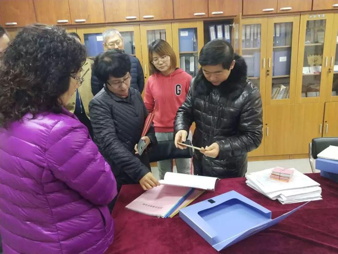 二九分开取一个,头奖二三不分离昰什么生肖，全面释义、构建解答解释落实